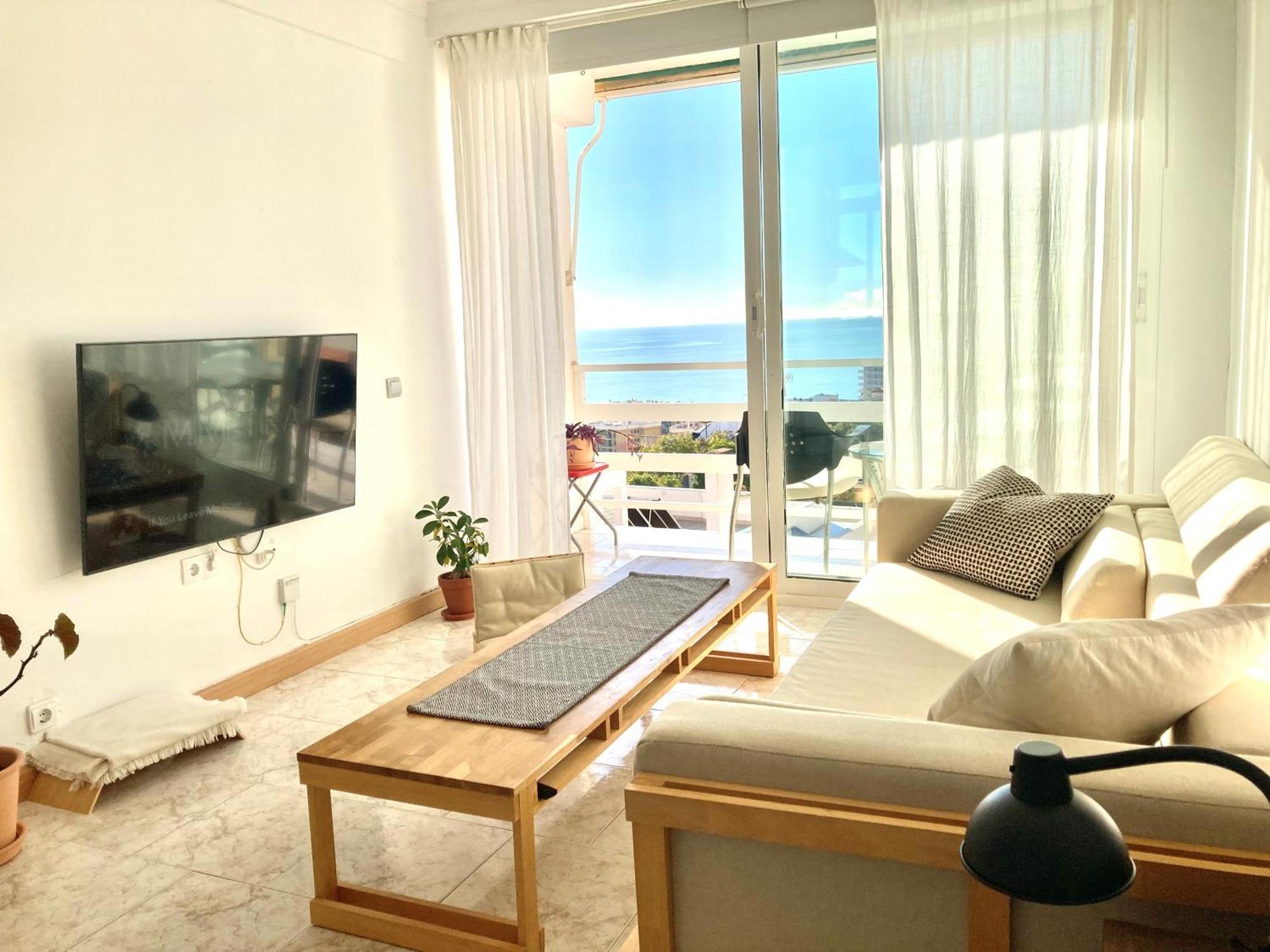 Beautiful Mediterranean Views In Central 托雷莫利诺斯 外观 照片